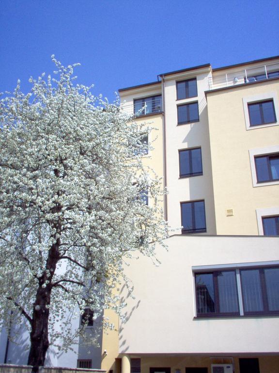 Hotel Coronet Prague Exterior photo